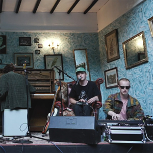  Squid performs Robert Wyatt�s Pigs�(In There )- 2019 (Concerts & clips)